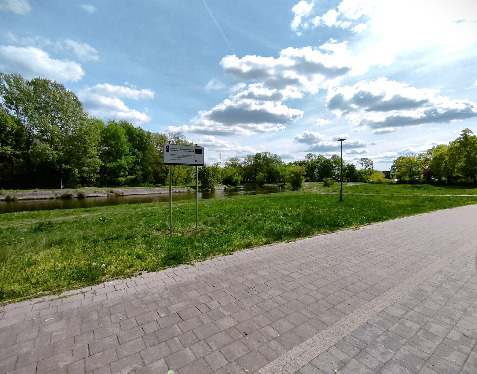 Informacja o zawarciu umowy na realizację kolejnego etapu rob&oacute;t w projekcie &bdquo;Aglomeracyjny system dr&oacute;g rowerowych na obszarze ZIT MOF Piły -Budowa, przebudowa i rozbudowa ciąg&oacute;w pieszo-rowerowych i dr&oacute;g rowerowych w Pile&rdquo;. 