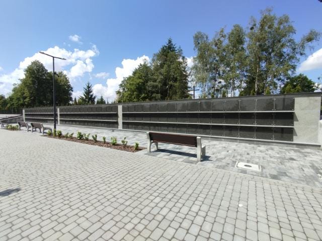 Nowe kolumbarium na cmentarzu komunalnym w Pile – możliwość zakupu miejsc